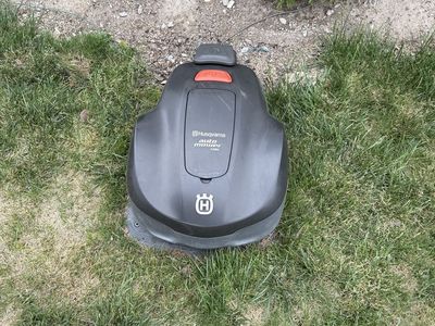 Husqvarna 115H Robot Lawnmower