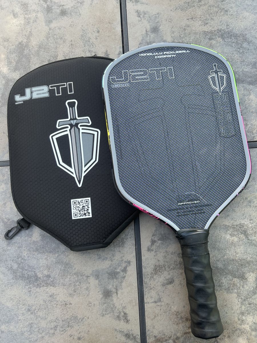 Honolulu Pickleball J2Ti Paddle, Hesacore Grip, Brodie Edge Tape