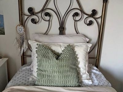 Vintage Bronze Wrought Iron Scrollwork Twin bedframe