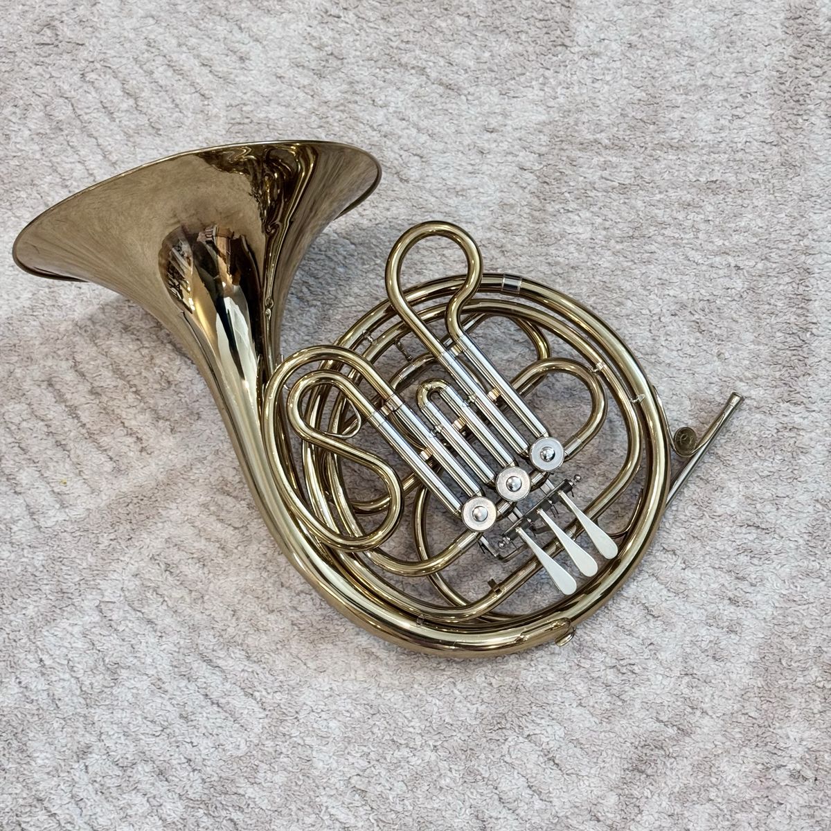 Holton H602 Collegiate Single French Horn – Clean and Ready to Play