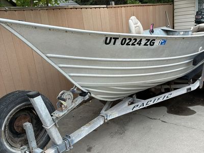 16foot Aluminum boat