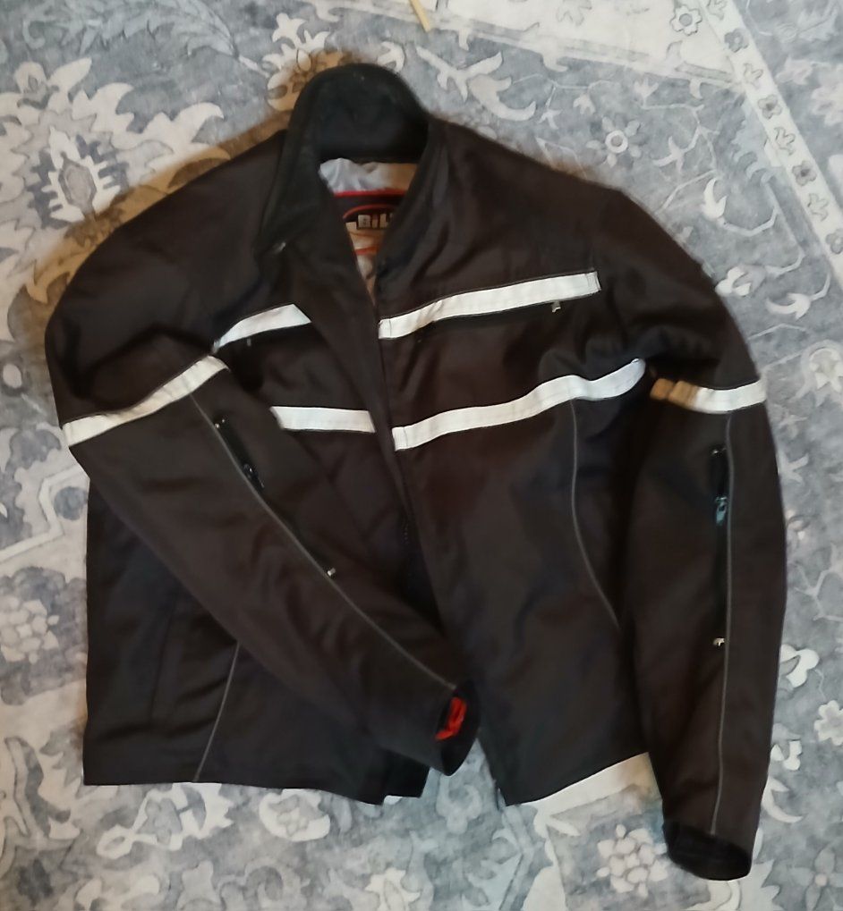 Women's XL Black Motorcycle Jacket with White Reflective Stripes  from BILT- Padded for Protection