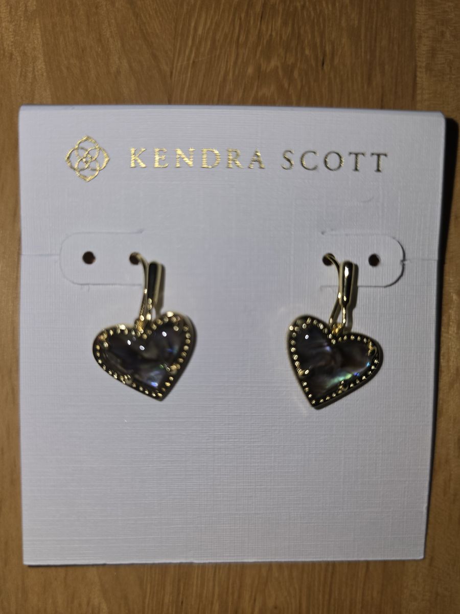 Kendra Scott Heart Earrings