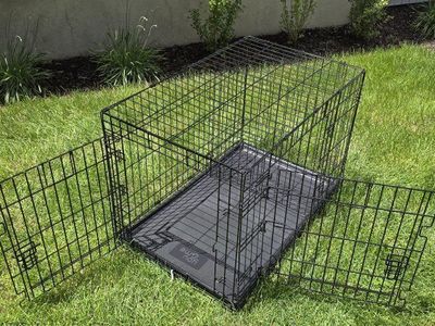 Foldable Black Wire Pet Crate Dog Kennel with Double Door with Removable Tray 36L x 22W x 24.5H