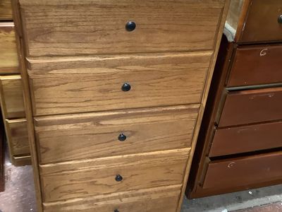 5 Drawer Knotty Pine Dresser