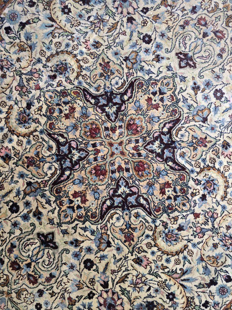 Main image 3