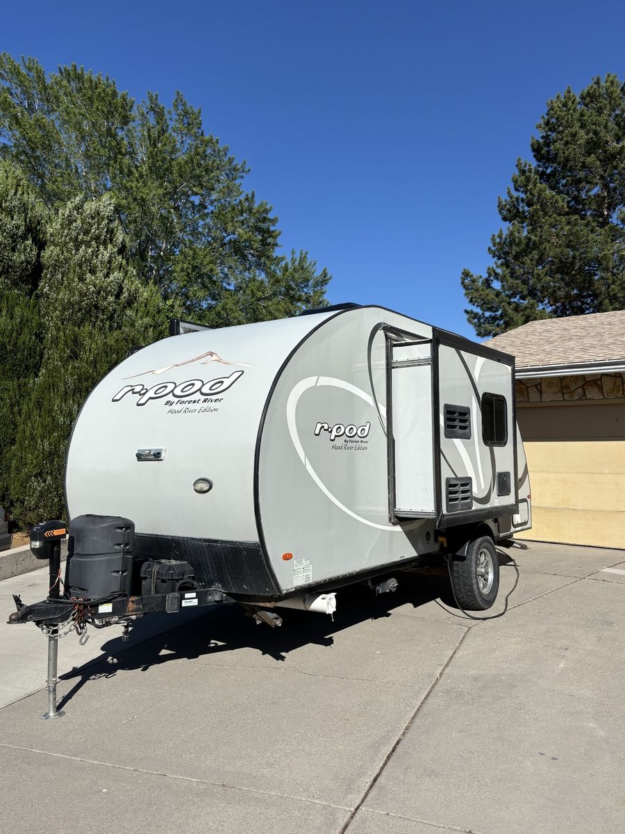 2019 Forest River R-Pod Travel Trailer - RP176