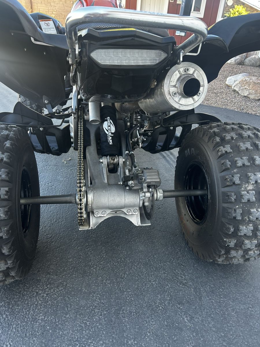 Main image 4