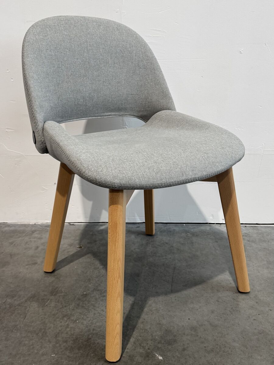 National Office Guest Chair