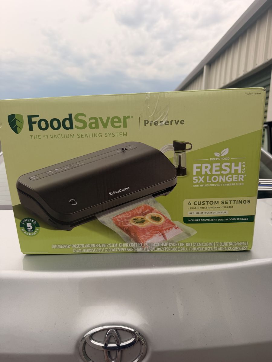 FoodSaver Preserve Vacuum Sealing System