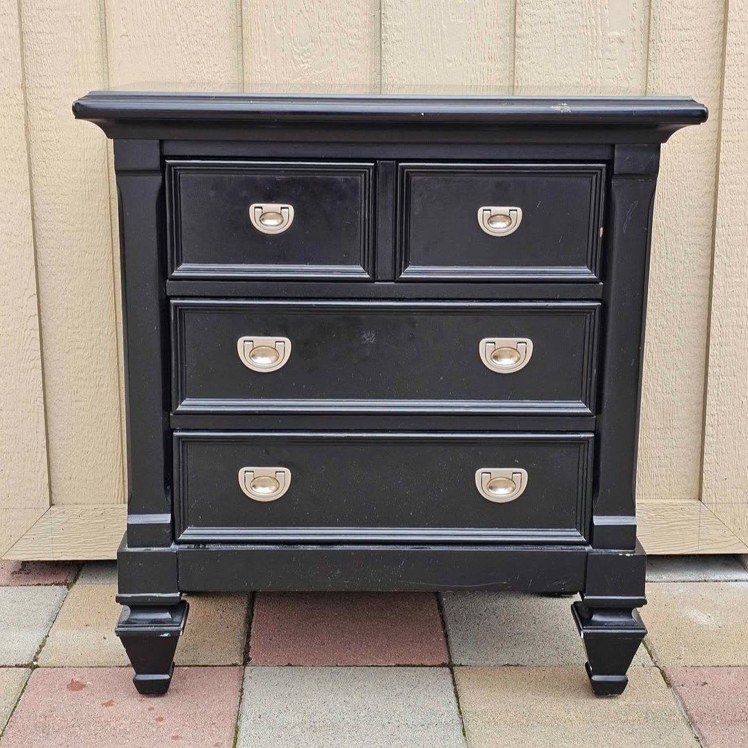 3 Drawer Nightstand