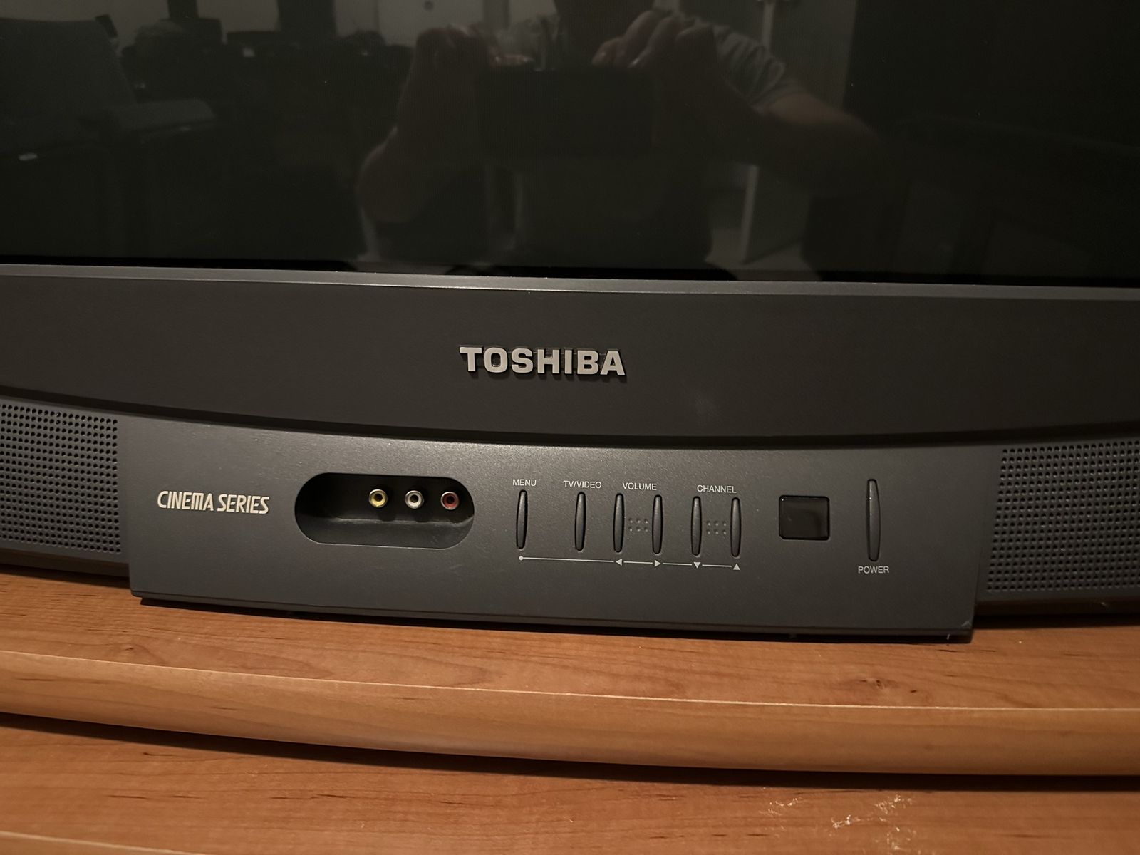 2001 Toshiba 32AX60 CRT TV (Cinema Series)