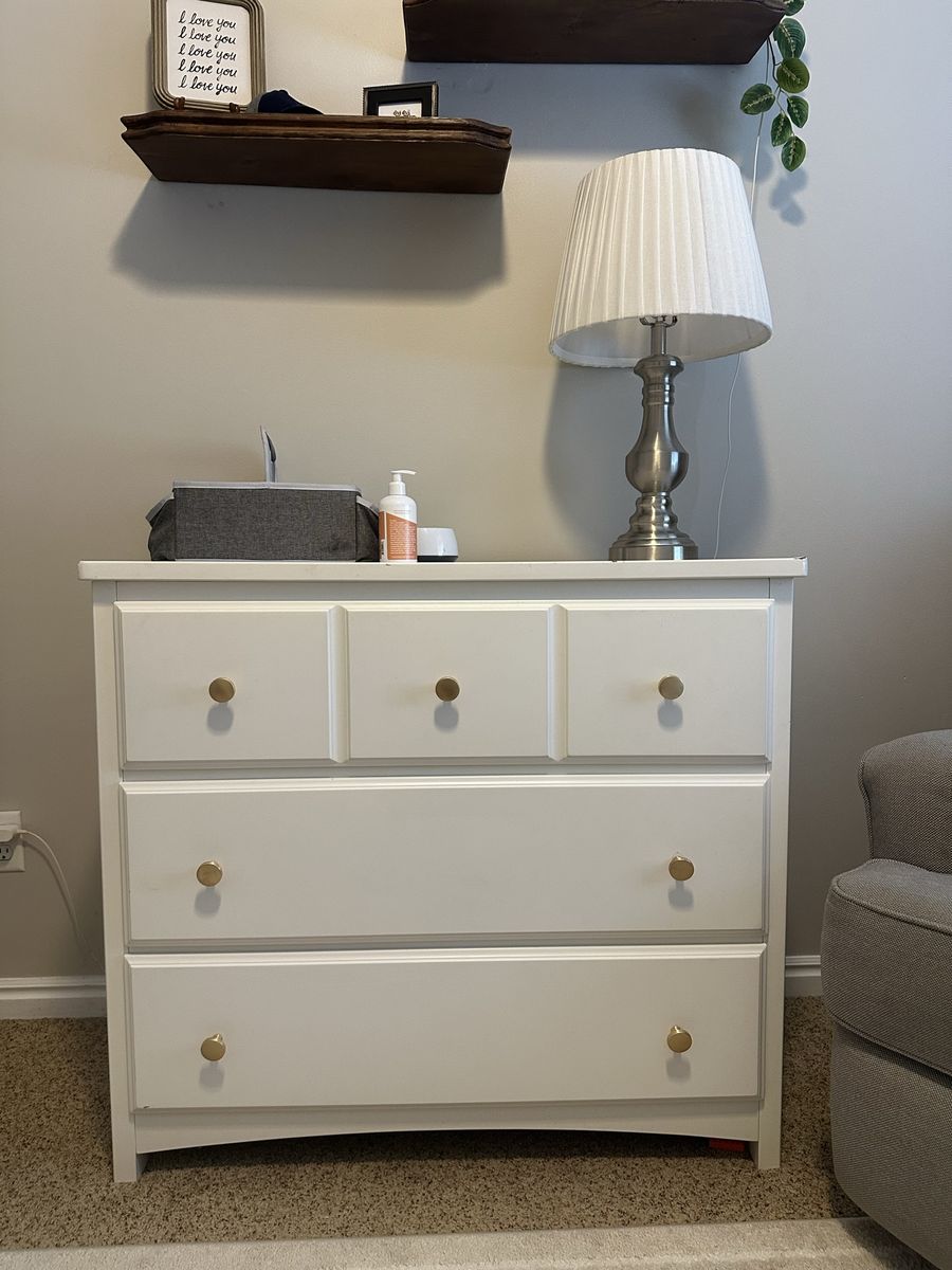 White 3 Drawer Dresser