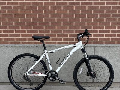 Gary Fisher Marlin Mountain Bike - Size Medium