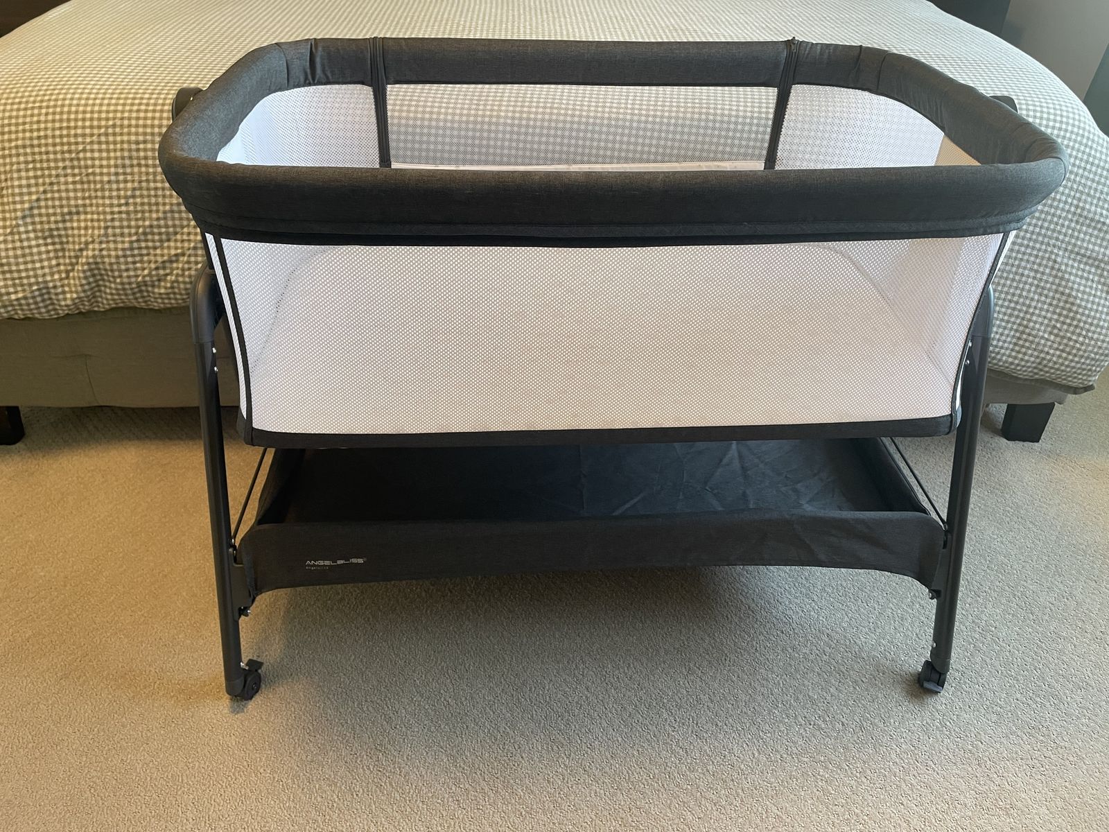3-in-1 Bedside Bassinet / Bedside Sleeper
