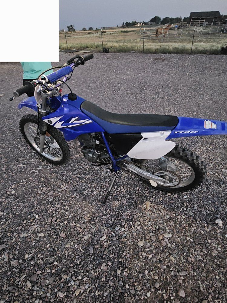 Main image 3