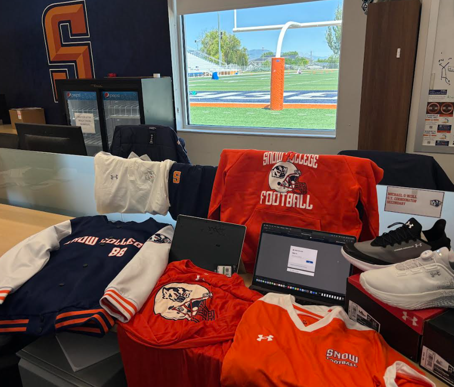 OFFICIAL SNOW COLLEGE FOOTBALL APPAREL
