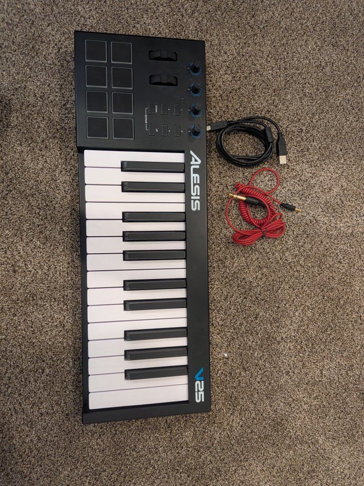 Alesis V25 25-Key USB MIDI Keyboard Controller with Drum Pads & Cables