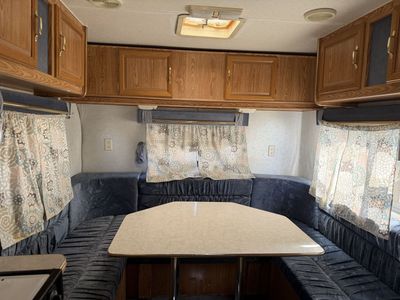1994 nomad fifth wheel camper