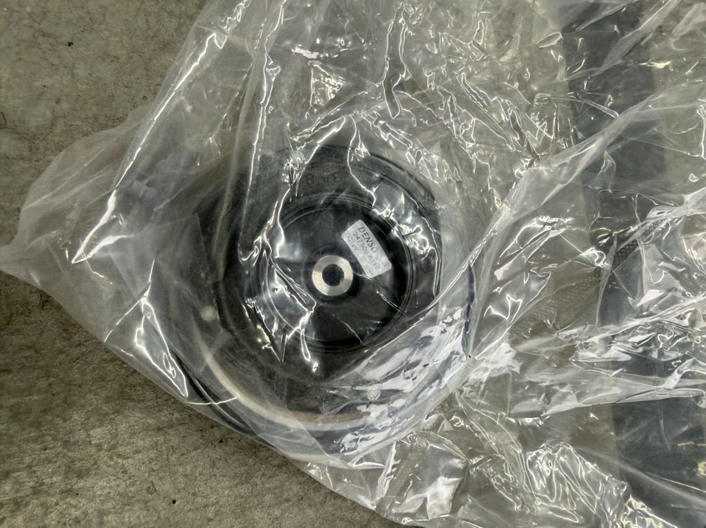 Toyota magnetic A/C clutch/pulley