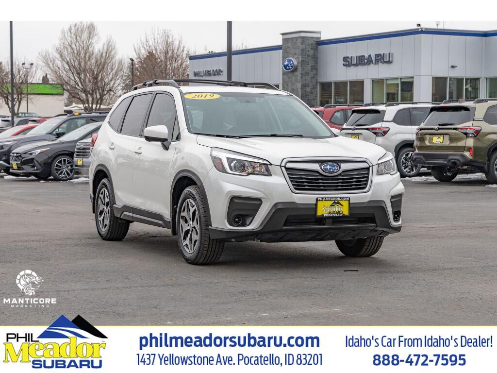 2019 SUBARU FORESTER Premium