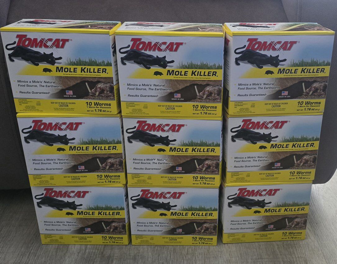 Tomcat Mole Killer Worms (brand New)