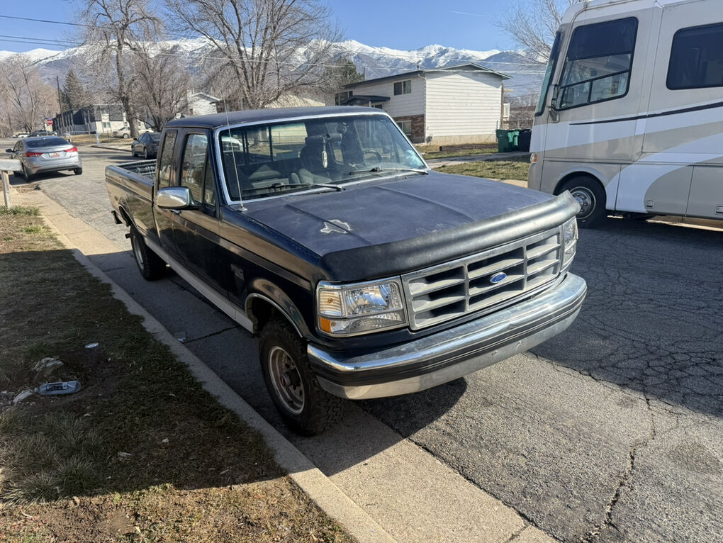 1993 FORD F150 XLT Lariat