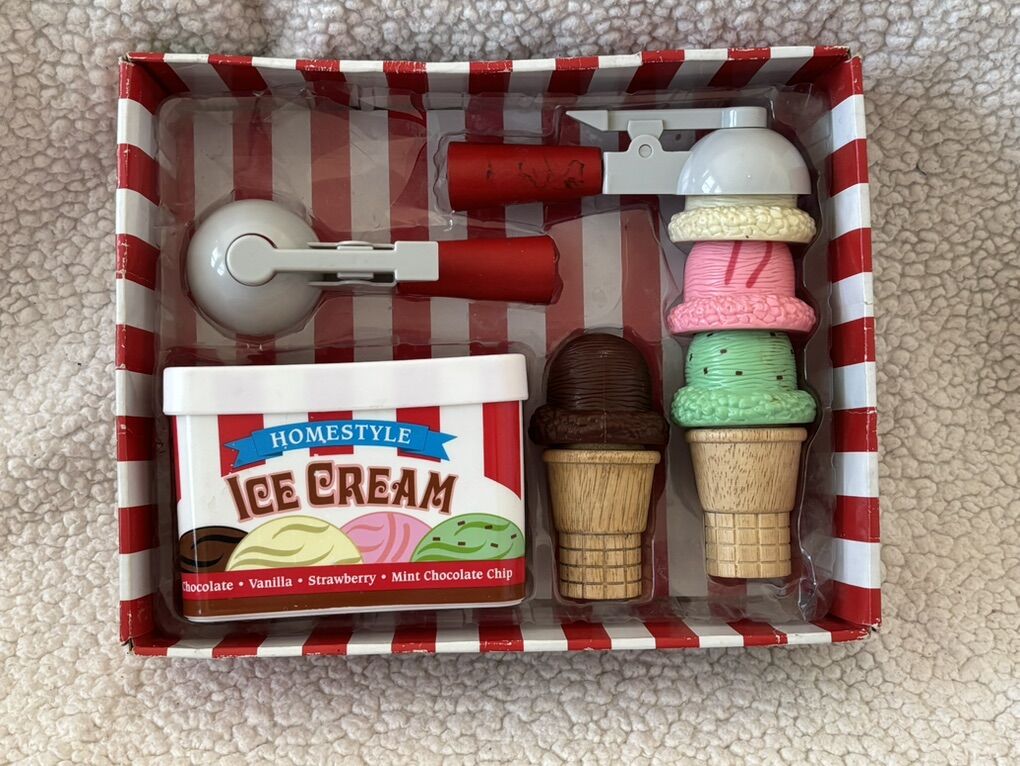 Melissa & Doug Scoop Serve Ice Cream Cone Playset