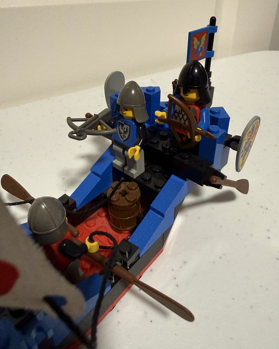 Main image 3