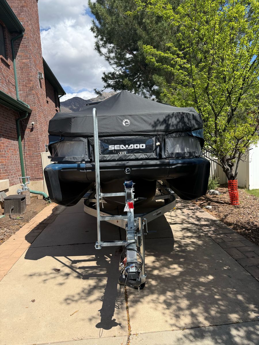 2024 Seadoo Switch