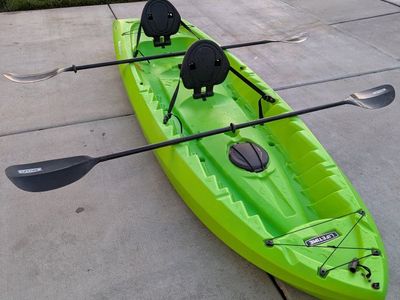 Lifetime Kokanee Tandem Kayak w/ 3 Seats & Paddles – Excellent Condition – $450 OBO