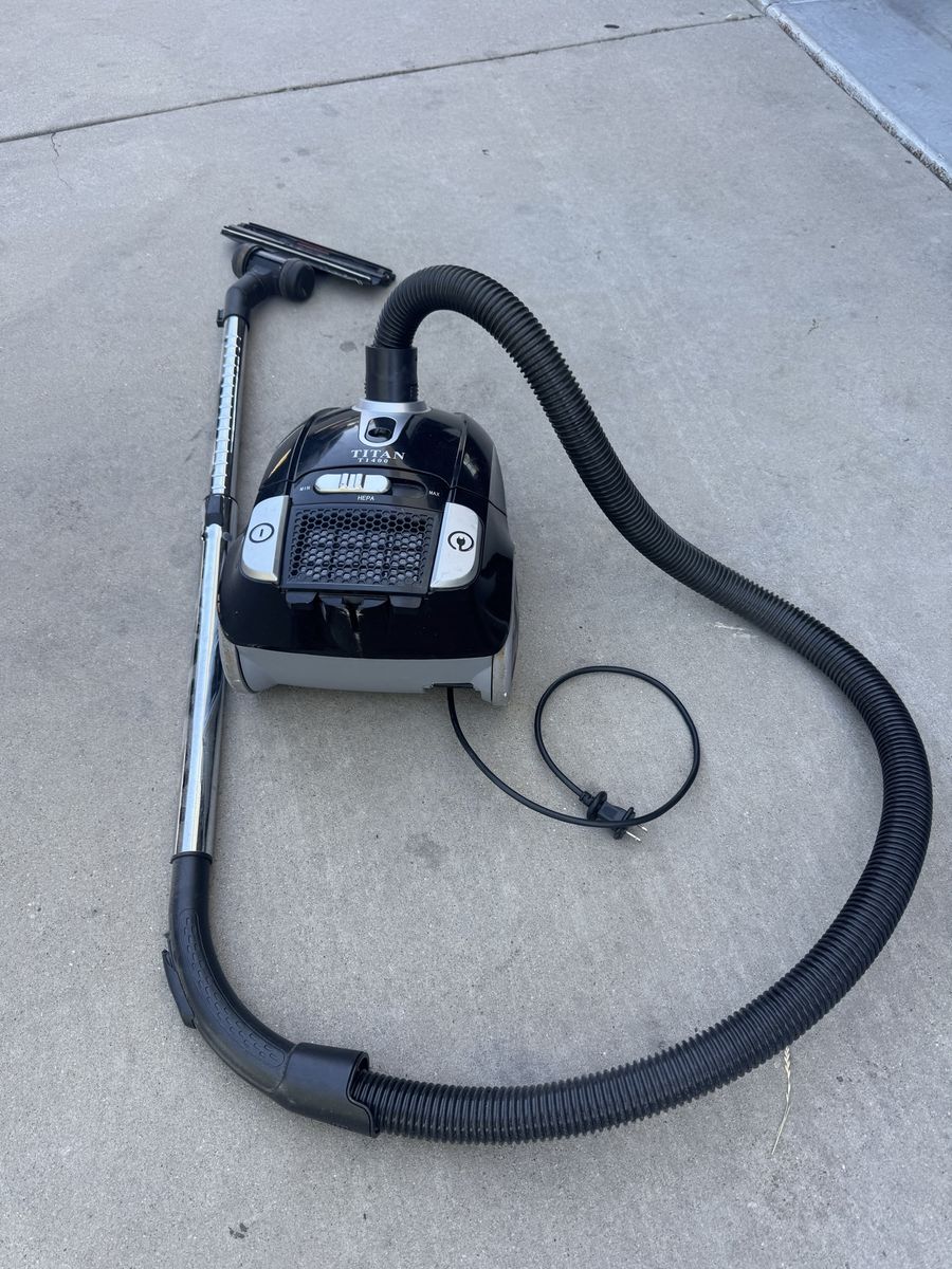 Titan T1400 Canister Vacuum Cleaner with HEPA Filter - Used