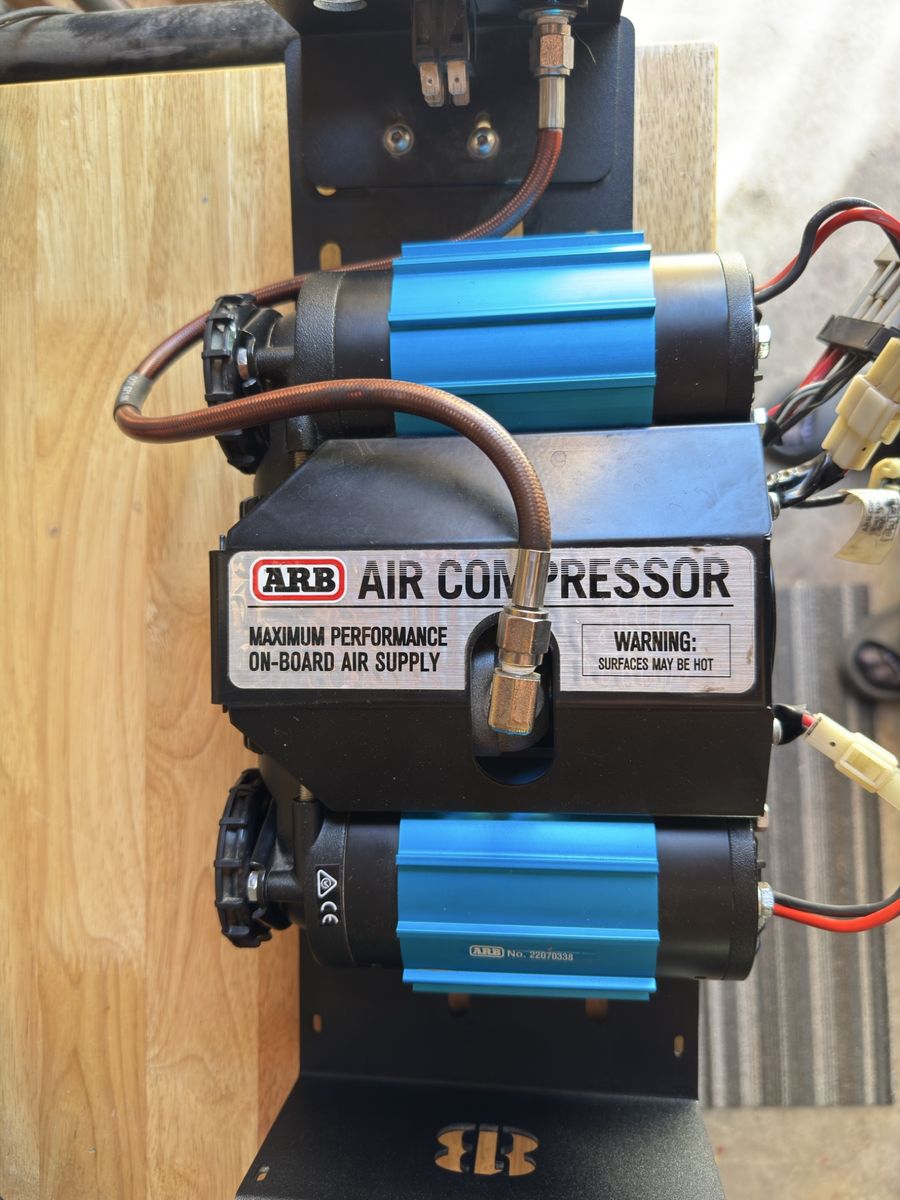 ARB Twin Air Compressor and 813 Jeep JL/Gladiator Under hood mount