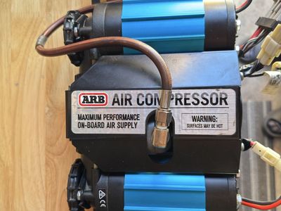 ARB Twin Air Compressor and 813 Jeep JL/Gladiator Under hood mount