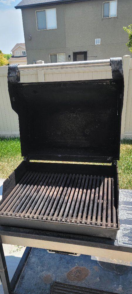Main image 3