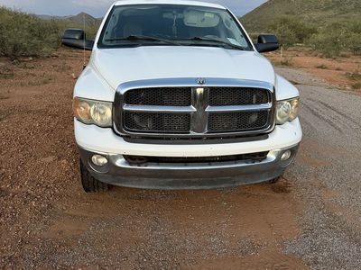 Dodge Ram 2500 Heavy Duty Truck with Camper Shell