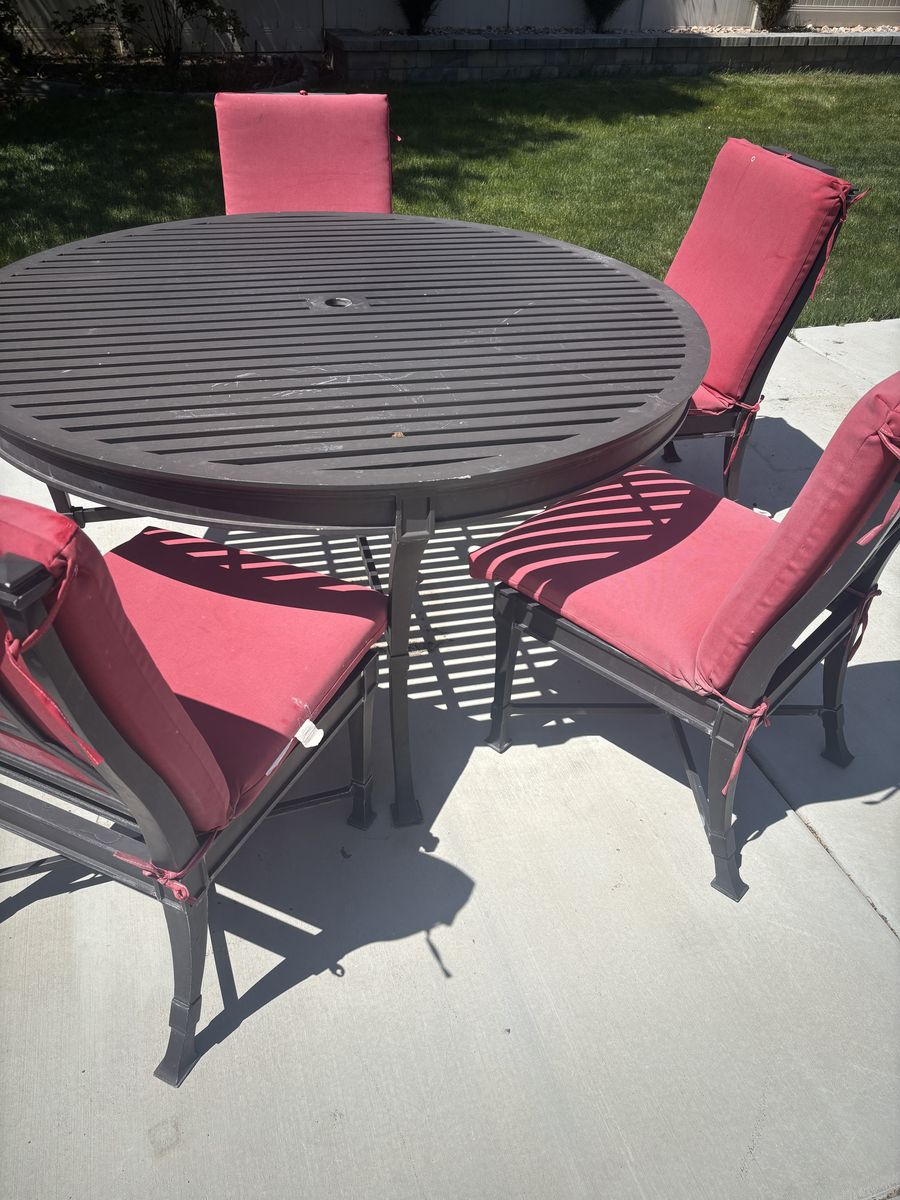 Patio table and 6 chairs