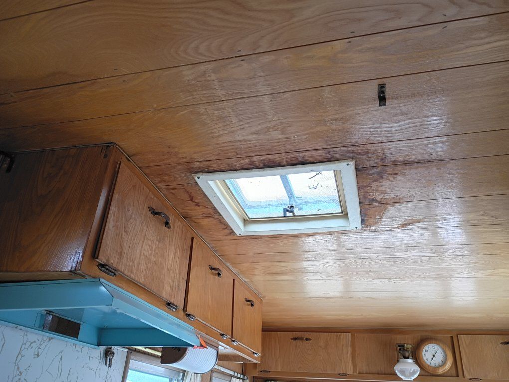 Main image 12