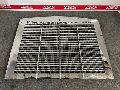 New Aftermarket Kenworth T800 Grille Assembly, Stainless Dummy Densor, Part # K137-269