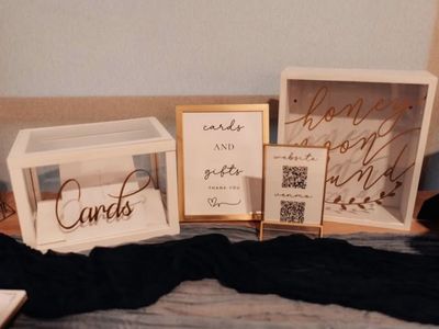Gold Picture Frames (FOR RENT)