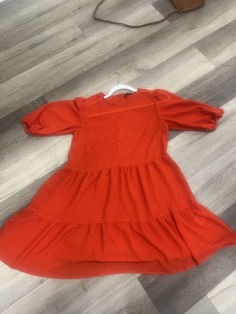 H&M Divided Red Tiered Mini Dress Women's Size Small Puff Sleeve