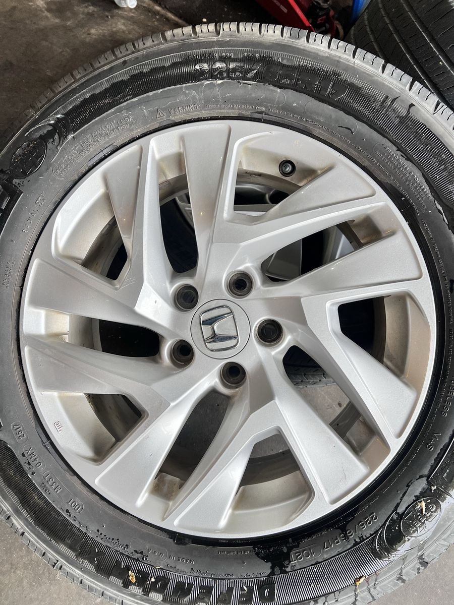 17 Honda OEM Wheels 5x114.3 CRV Accord Civic Pilot