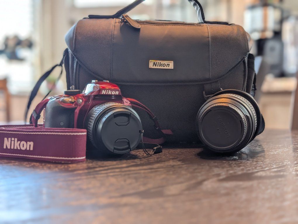 Nikon D3300 Camera/lenses and accessories