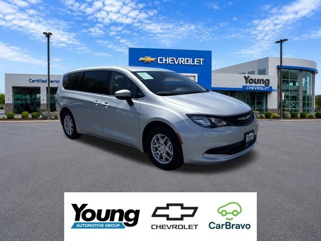 2023 Chrysler Voyager LX