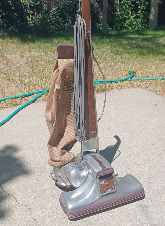 Kirby Classic Vacuum