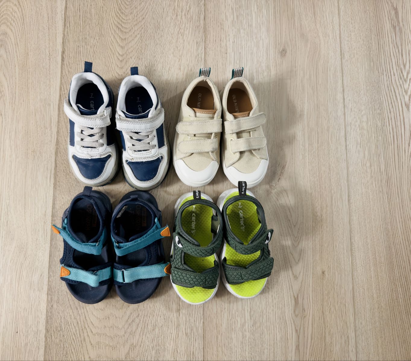 •Toddler Shoes • Size 7•