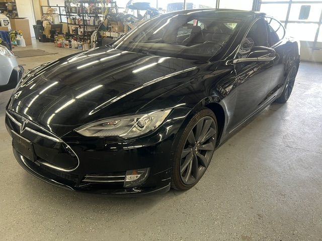 2014 Tesla Model S P85