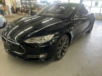 2014 Tesla Model S P85
