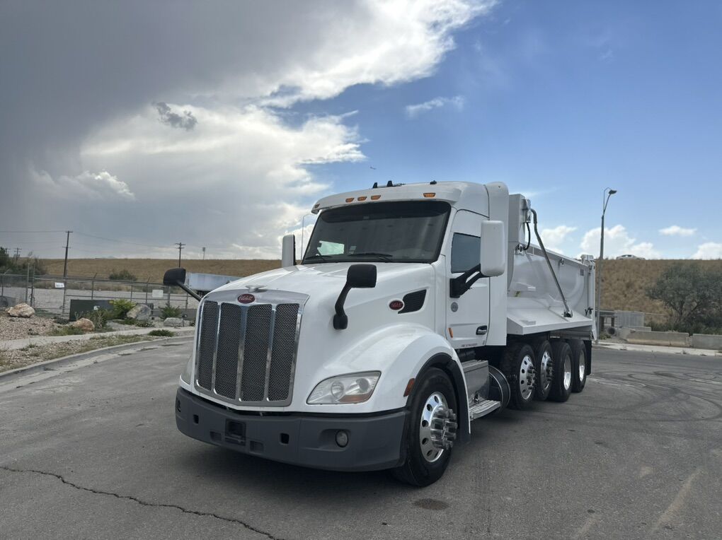 Quad Axle Dump Truck For Sale