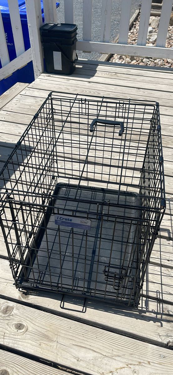 MidWest iCrate Metal Dog Crate with Plastic Pan - Black